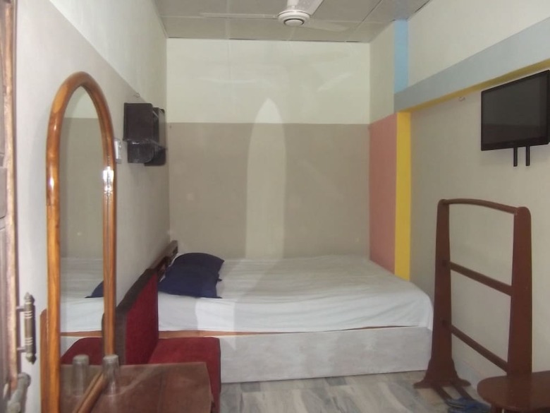 Azmiry Residential Hotel