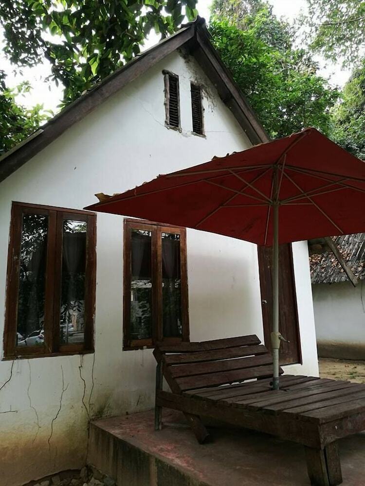 Hotel River Marina Resort