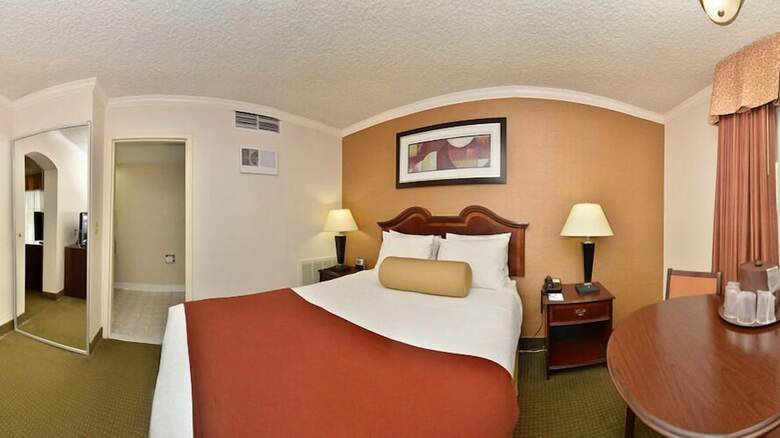 Hotel Best Western Plus Galleria Inn & Suites