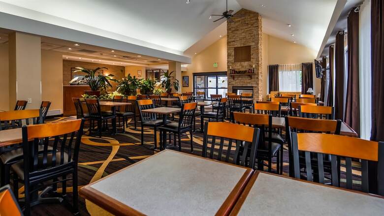 Hotel Best Western Plus Galleria Inn & Suites