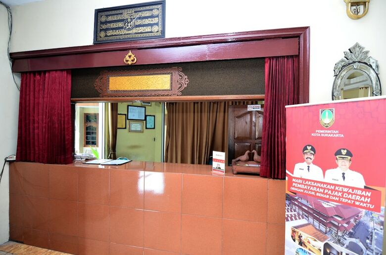 Hotel Reddoorz Plus @ Laweyan