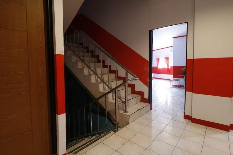 Hotel Reddoorz Plus @ Samratulangi Manado