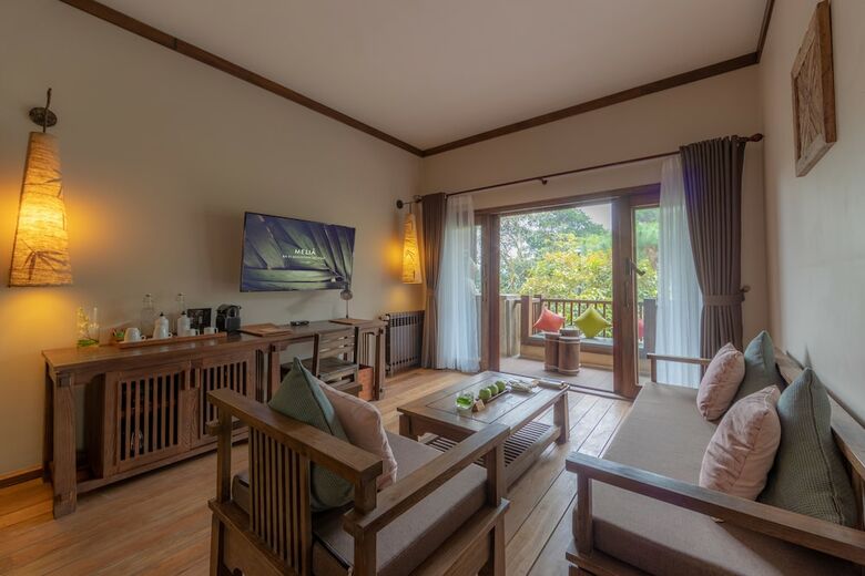 Hotel Melia Ba VI Mountain Retreat