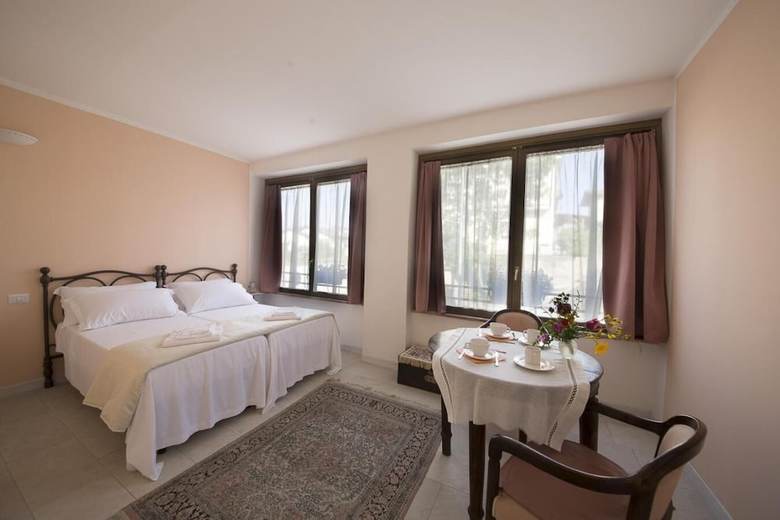Bed & Breakfast B E B Lambroriver