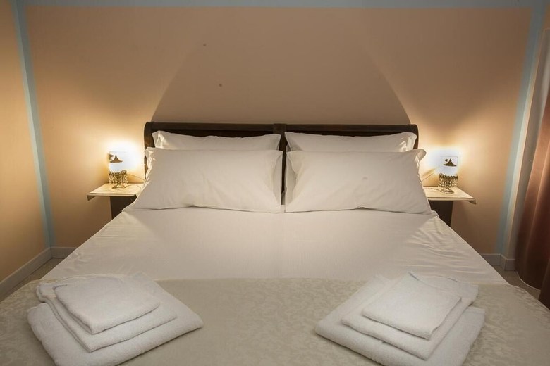 Bed & Breakfast B E B Lambroriver