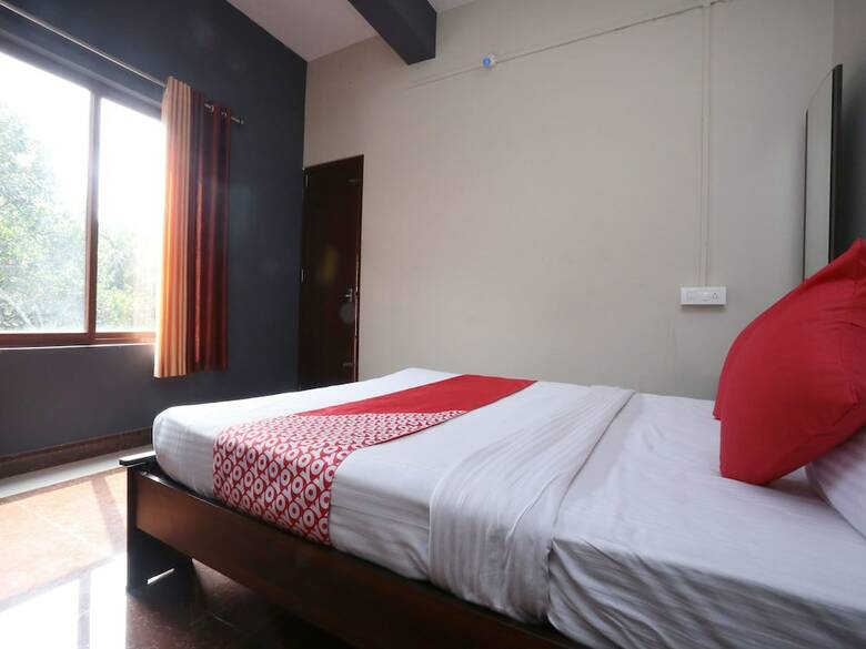 Hotel Oyo 10387 Edakkal Holiday Home