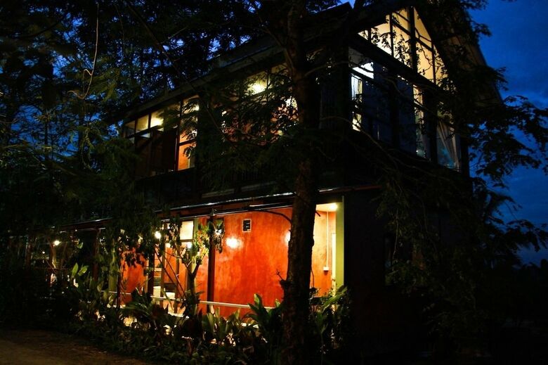 Hotel Phu Mi Lum Nao House