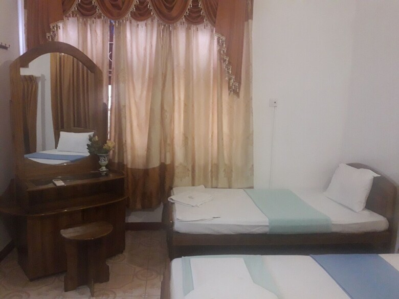 Hotel Blue Whale