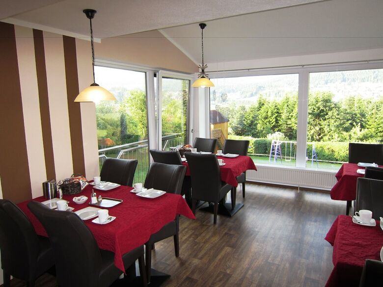 Apartamento En Un Ambiente Familiar Con Parque Infantil