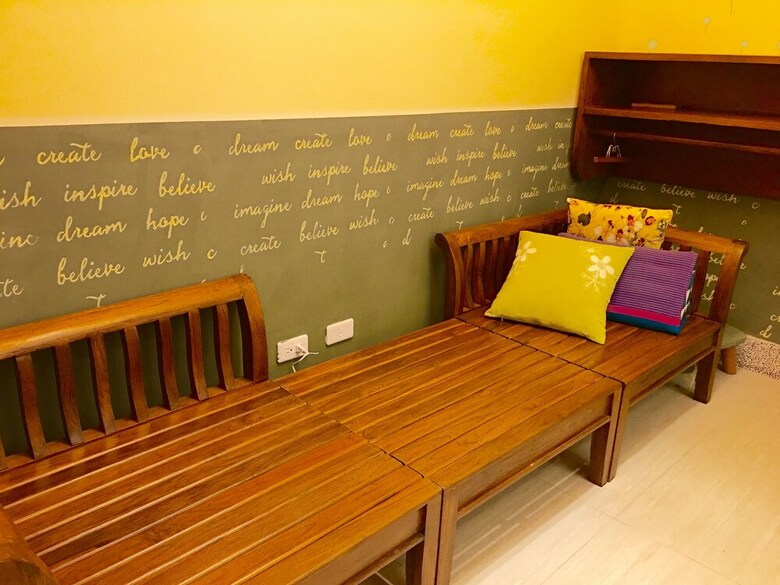 Hotel Home & Teak Homestay