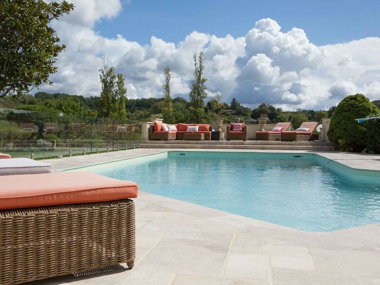 Bed & Breakfast Chateau Du Palanquey & Spa