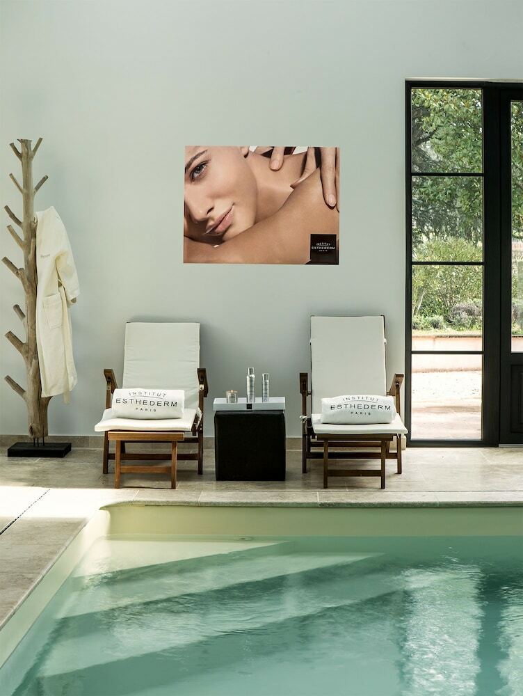 Bed & Breakfast Chateau Du Palanquey & Spa