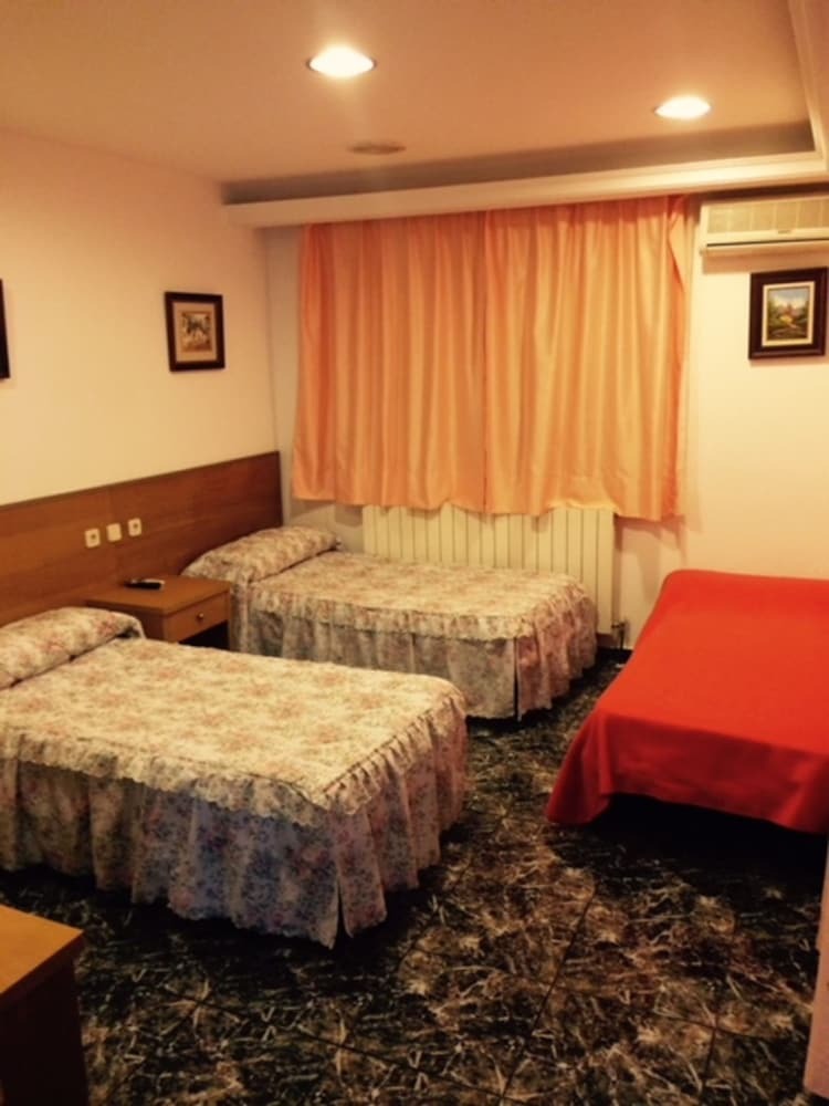 Hostal La Hacienda Del Casar