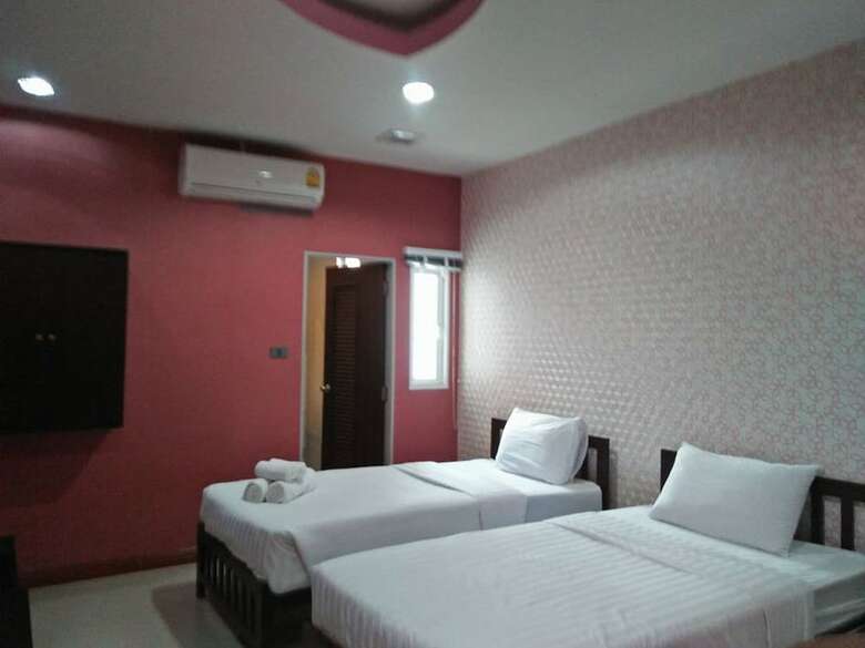 Subpaisarn Hotel