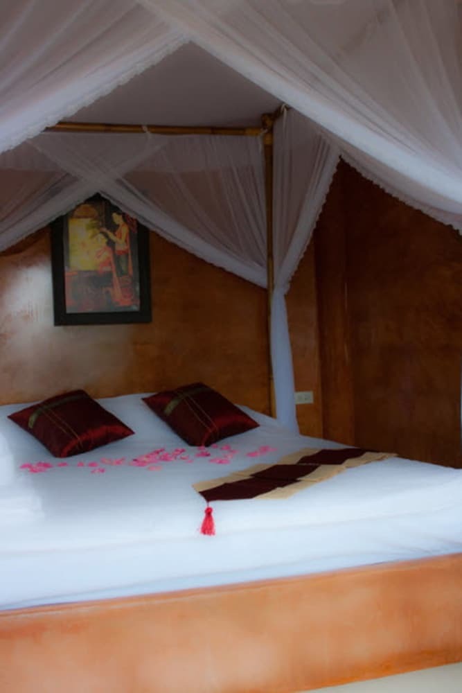 Hotel Monmaen Resort & Spa