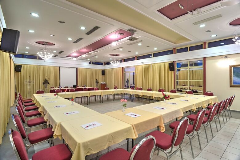 Angelika Pallas Hotel