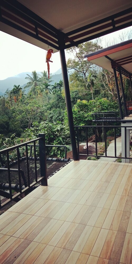 Hotel Baan Bhuriwat Kiriwong