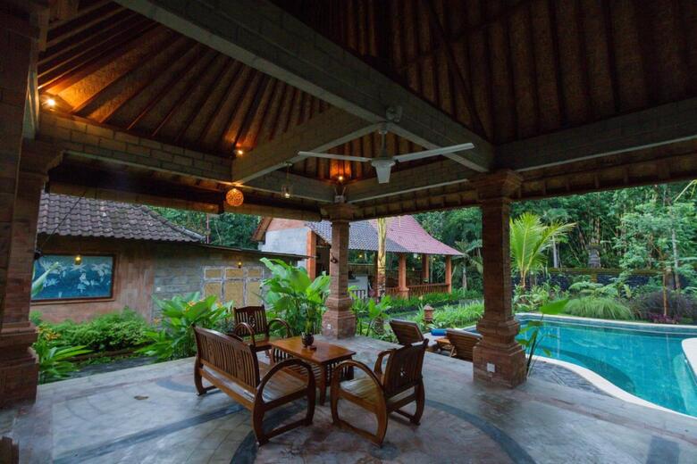 Bed & Breakfast Jero Sebali Villa