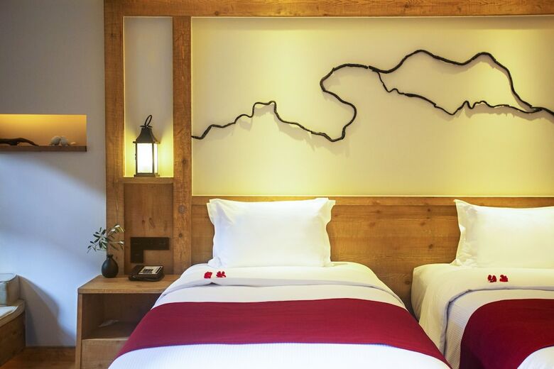 Hotel Lux Tea Horse Road Deqin Benzilan