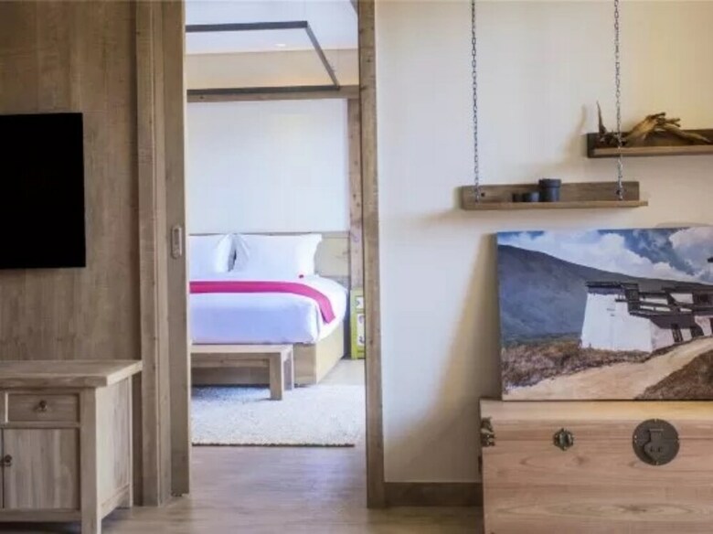 Hotel Lux Tea Horse Road Deqin Benzilan
