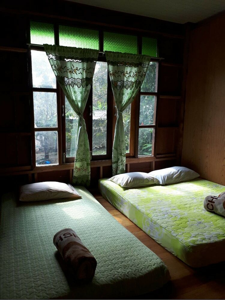 Hotel Petchkiri Homestay