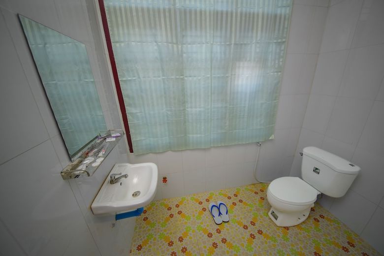 Hotel Thit Sar Shin Guest House
