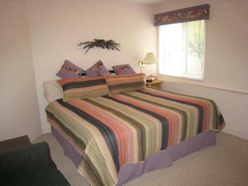 Hostal Peachland Lakeview Vacation Suite