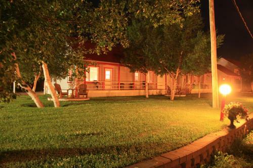 Motel Chalets Bo-fleuve Evangeline