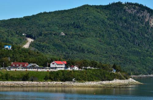 Motel Chalets Bo-fleuve Evangeline