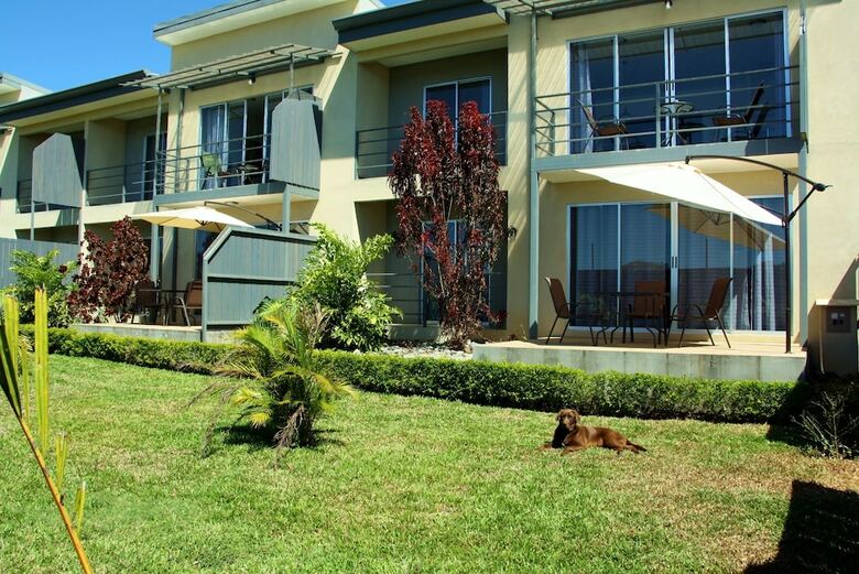Apartamentos La Alborada