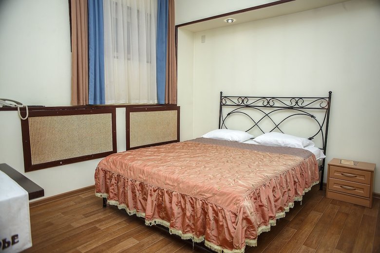Hotel Podvorie