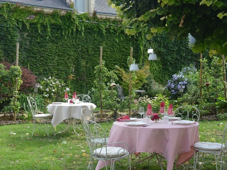Bed & Breakfast La P�nesais