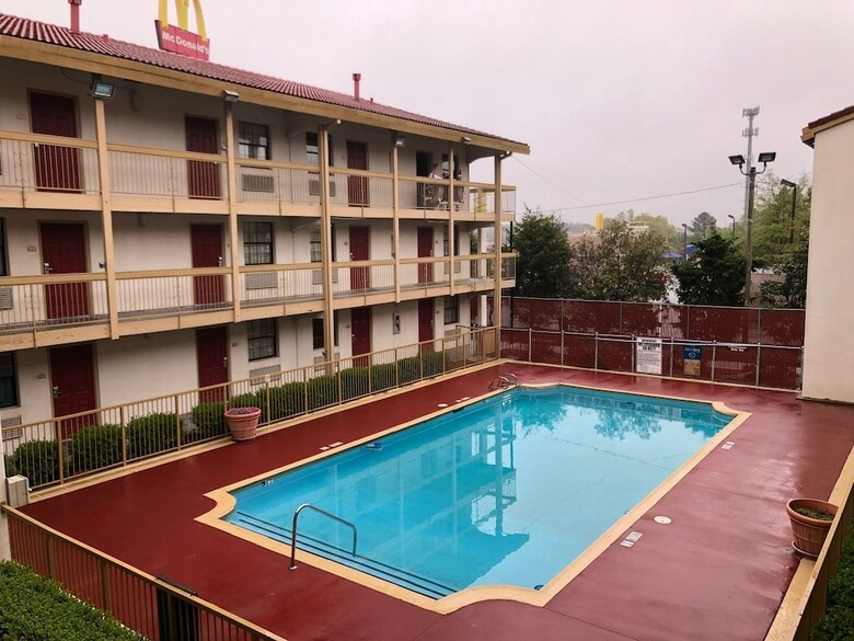 Motel Horizon Inn & Suites