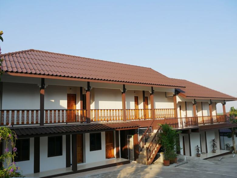 Hotel Pattana Resort