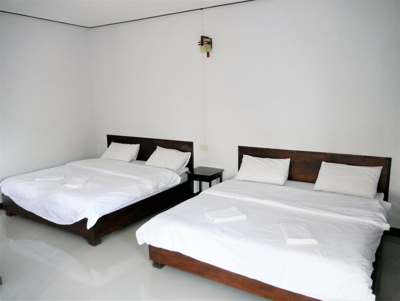 Hotel Pattana Resort