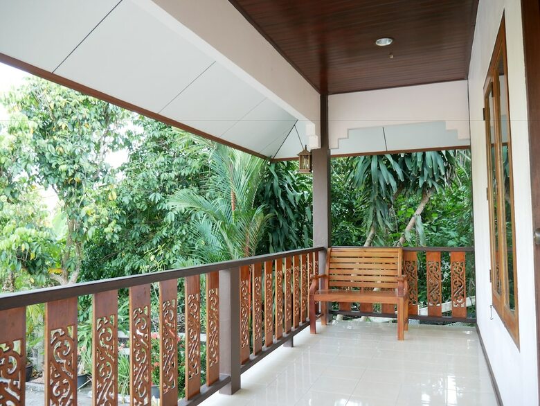 Hotel Pattana Resort