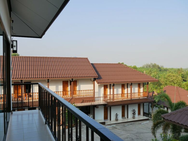 Hotel Pattana Resort