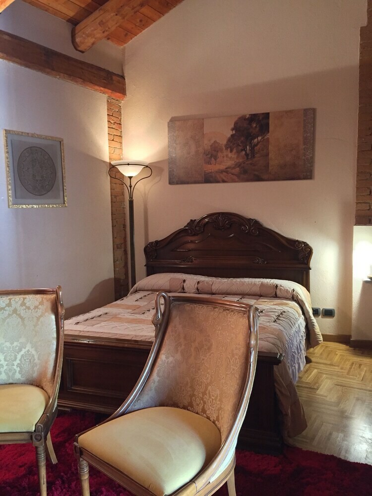 Bed & Breakfast Cascina Baresane