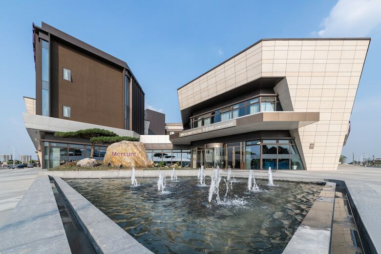 Hotel Mercure Shanghai Necc