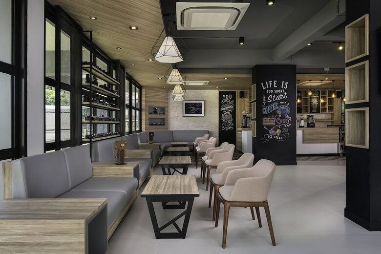 R Photo Hotel