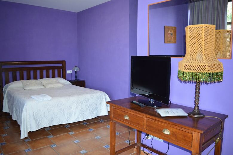 Agroturismo La Casona de Quintes