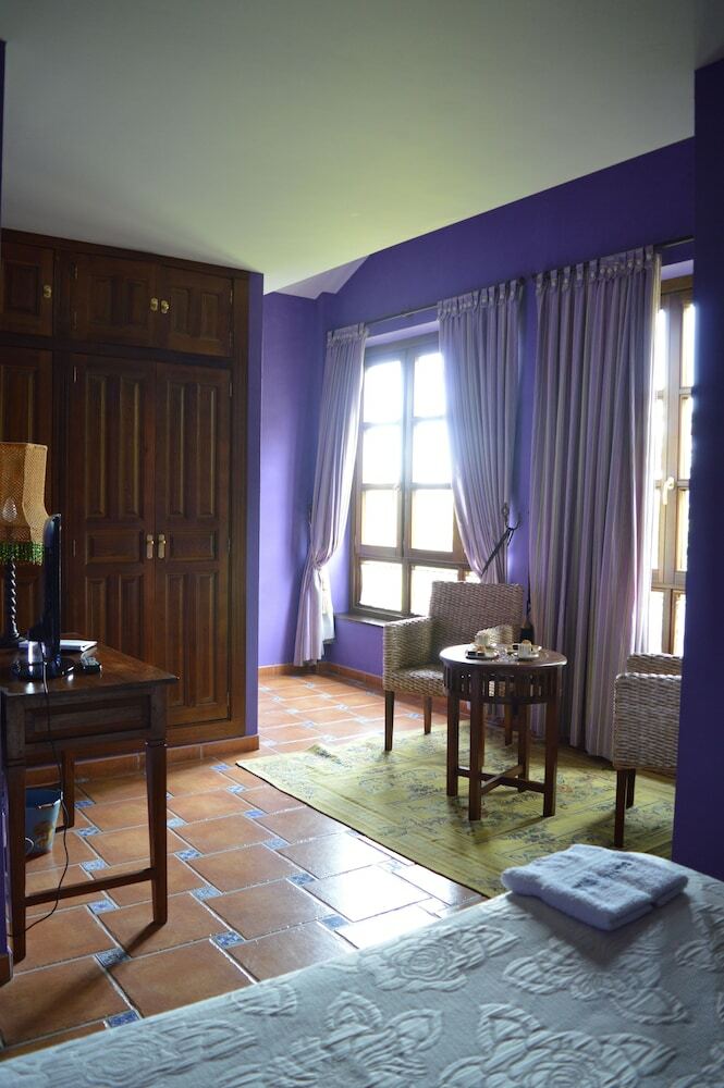 Agroturismo La Casona de Quintes