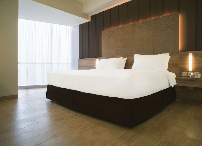 Grand G7 Hotel