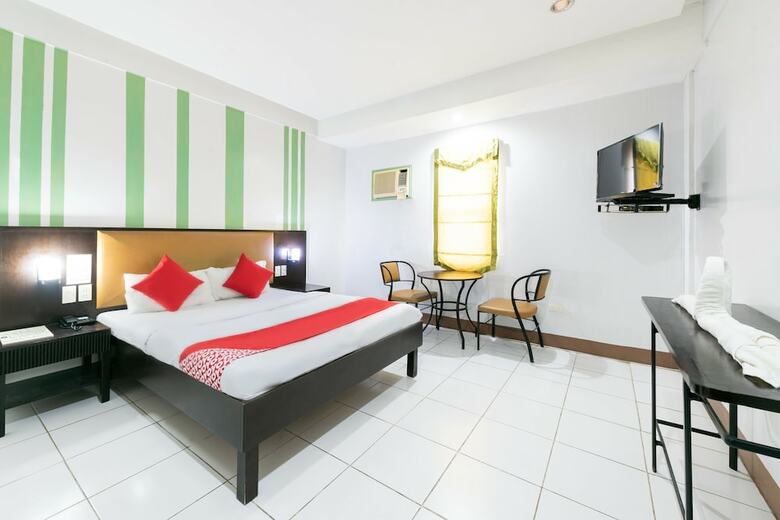 Oyo 176 Bliss Hotel