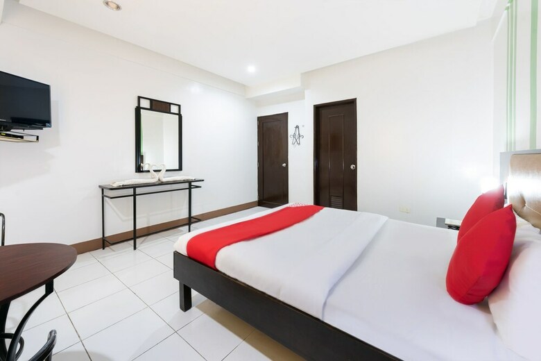 Oyo 176 Bliss Hotel