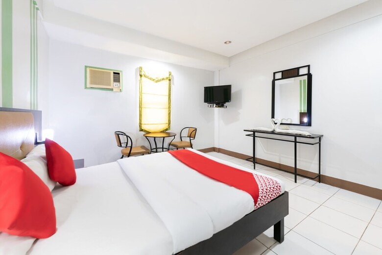 Oyo 176 Bliss Hotel
