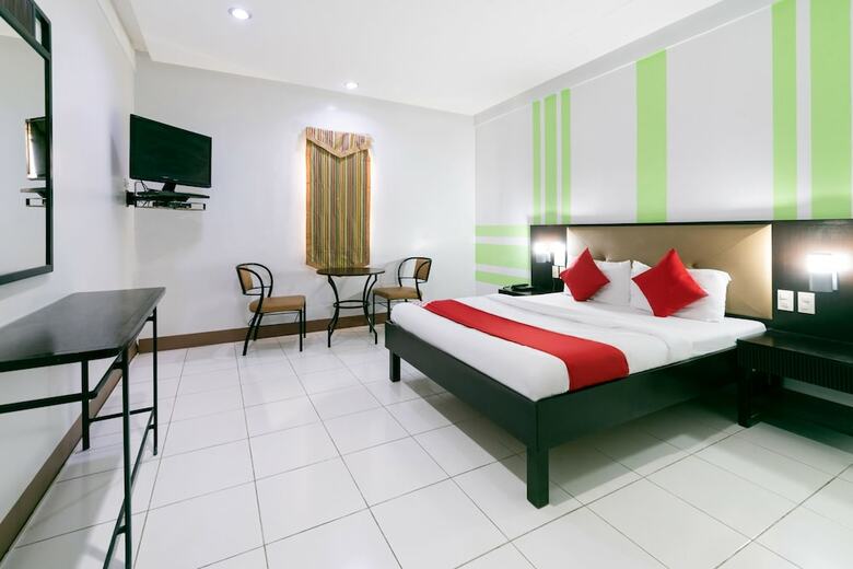 Oyo 176 Bliss Hotel