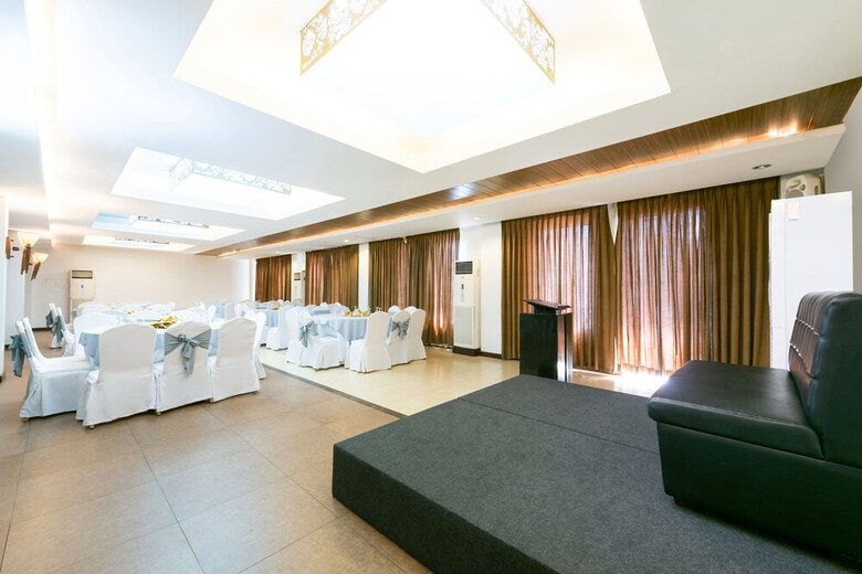 Oyo 176 Bliss Hotel