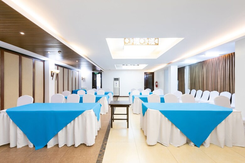 Oyo 176 Bliss Hotel
