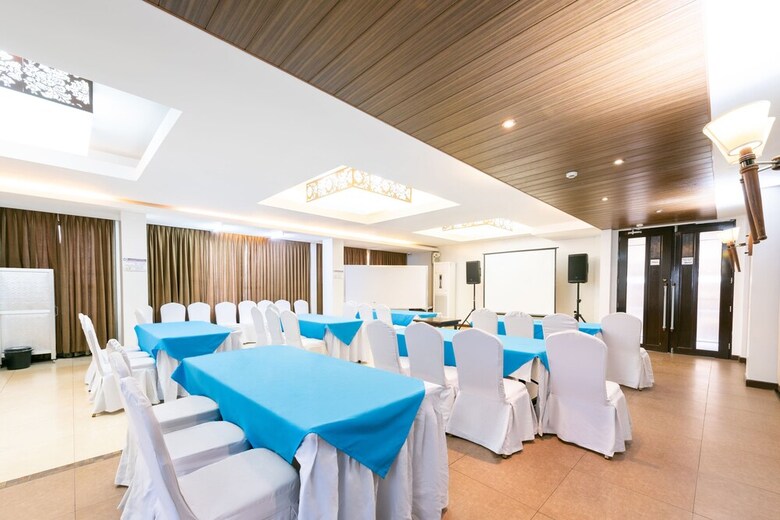 Oyo 176 Bliss Hotel